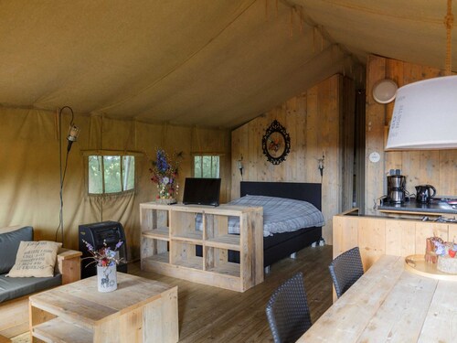 Atmospheric Tent Lodge With Dishwasher, in Twente