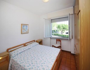 3 bedrooms, individually furnished - Apartment in Ceriale With Parking Space (Ceriale)