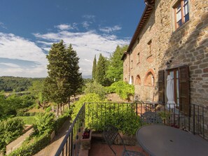 Balcony - Attractive Apartment in Typical Tuscan Style (Figline e Incisa Valdarno)