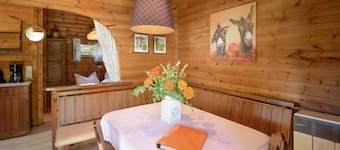 Cozy Holiday Home on a Horse Farm in the Luneburg Heath