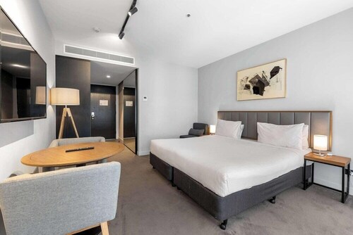 Clarion Apartments South Melbourne