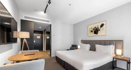 Clarion Apartments South Melbourne