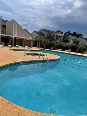 Pool - Bay Tree great 1BR apartment (Little River)