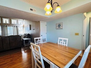 Dining - Bay Tree great 1BR apartment (Little River)