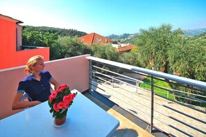 Classic Apartment, 1 Bedroom | Property grounds