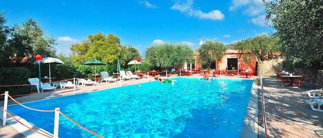 Appartement Deluxe, 2 chambres | Piscine