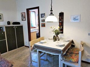 Dining - Home in Maccagno con Pino e Veddasca With Garden (Maccagno con Pino e Veddasca)