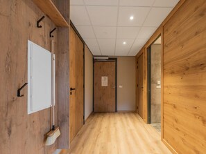 Classic Apartment, 2 Bedrooms | Interior