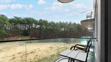 Rumah Klasik, 2 kamar tidur | Balkon