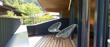 Classic-Apartment, 2 Schlafzimmer | Balkon