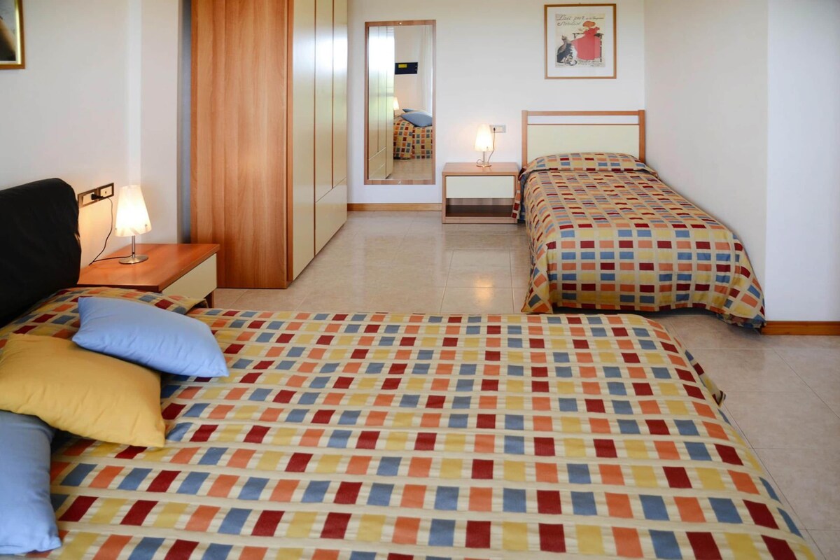 3 bedrooms, individually furnished
