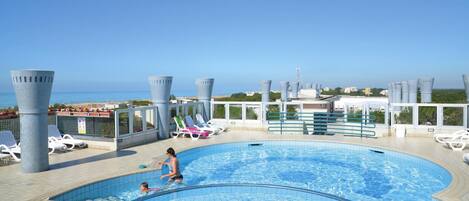 LĂ€genhet Classic - 3 sovrum | Pool | Utomhuspool