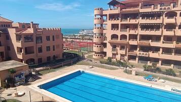 Piscina | Una piscina al aire libre