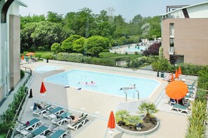 Outdoor pool - Holiday Resort Parco e Acacie, Bibione Pineda (San Michele al Tagliamento)