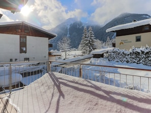 Balcony - Luxurious Holiday Home in Krimml With Sauna (Krimml)