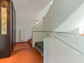 Casa clássico, 4 quartos | Parte interna