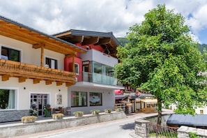 Maison Classique, 4 chambres | Extérieur