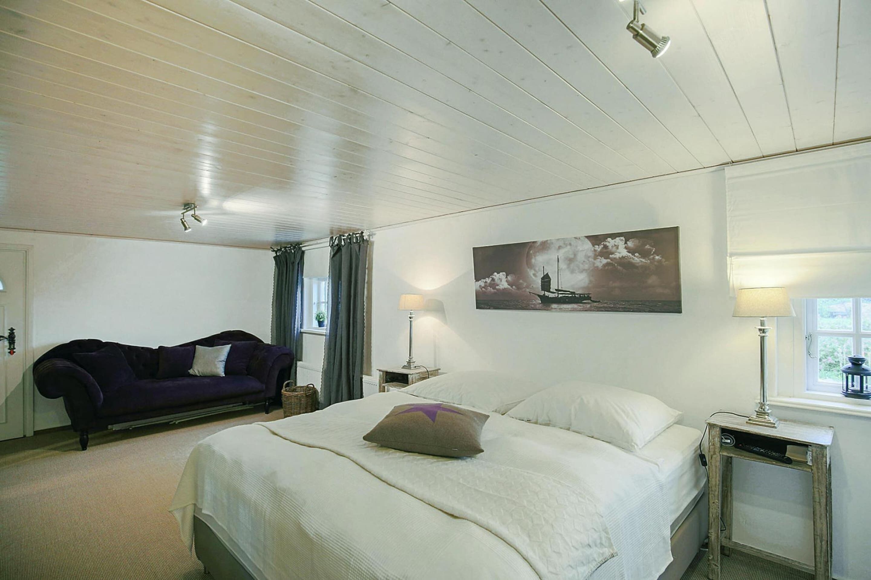 9 chambres, ameublement personnalisé