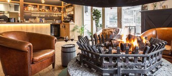 Beautiful House With Sandy Beach, Near Giethoorn
