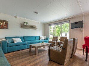 Casa clàssica, diversos dormitoris | Sala d'estar