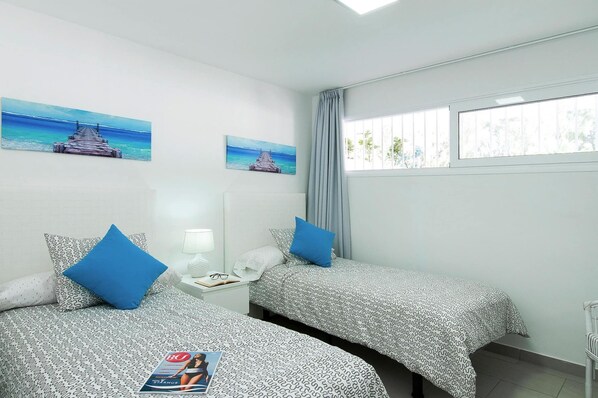 2 bedrooms, individually furnished, bed sheets