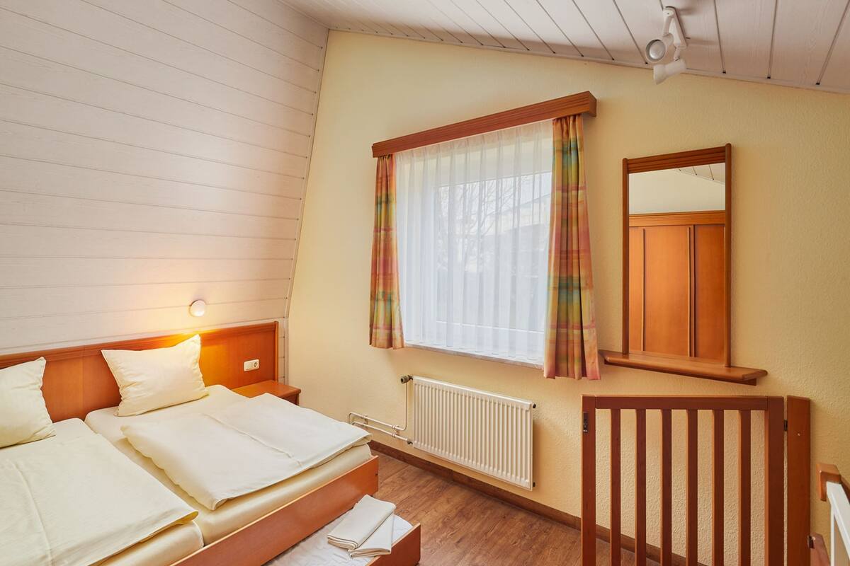 4 sovrum och unika möbler