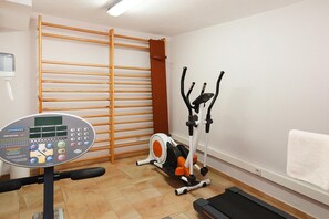Classic House, 4 Bedrooms | Fitness facility