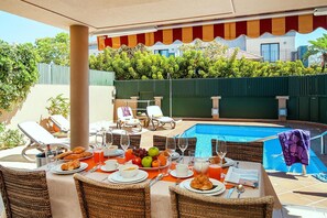 Hus – classic, 4 soverom | Basseng