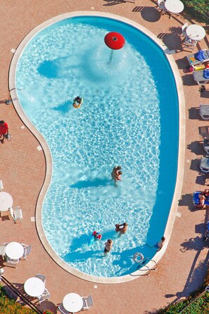 Comfort House, 4 Bedrooms | Pool | Outdoor pool - Residence Cormoran, Loc. Campus Villasimius (Villasimius)