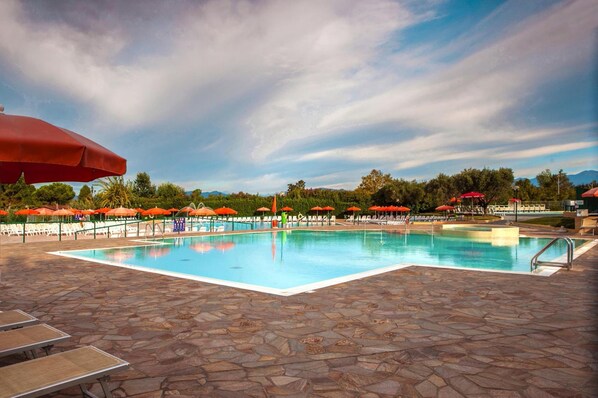 Piscina all'aperto