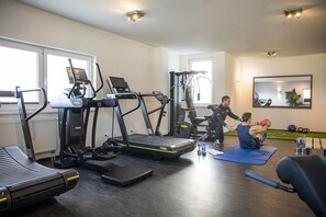 Deluxe Apartment, 2 Bedrooms | Fitness facility