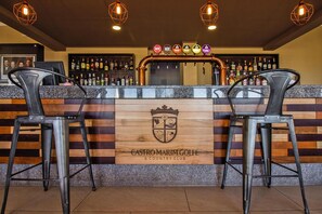 Comfort-Haus, 2 Schlafzimmer | Bar (in der Unterkunft)