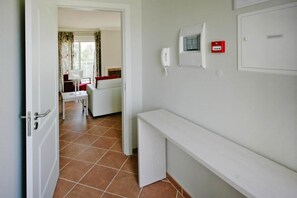 Comfort House, 2 Bedrooms | Private kitchen