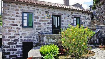 Classic House, 2 Bedrooms | Exterior