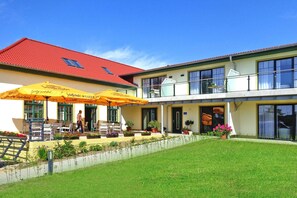 Classic-Apartment, 2 Schlafzimmer | Aussenbereich
