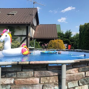 Piscina coperta, piscina all'aperto