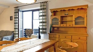 Leilighet – deluxe, 2 soverom | Oppholdsrom