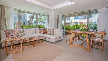 LALILA VILLAS | Living area | Flat-screen TV