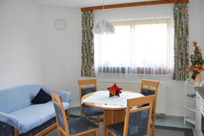 Living room - Apartments Home Val Sinestra, Kappl (Kappl)