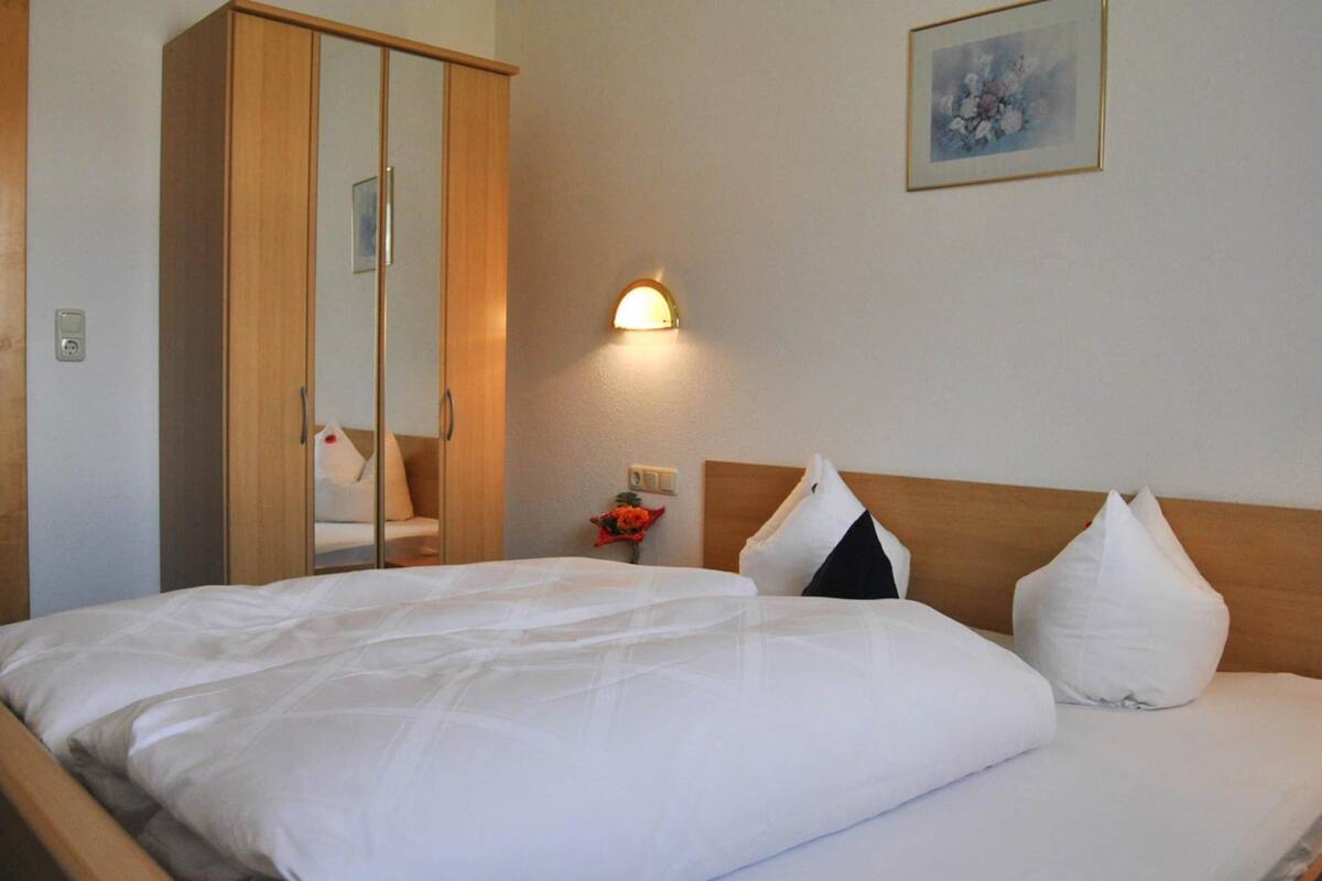 6 habitaciones y ropa de cama