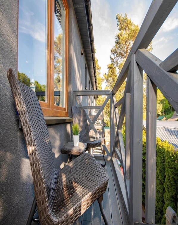 Comfort Apartment, 2 Bedrooms | Balcony - Lovingly Furnished 2 Room Apartment With Terrace, Jaroslawiec (Postomino)