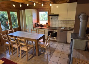 Hus – deluxe, 3 soverom | Eget kjøkken | Kjøleskap, mikrobølgeovn, ovn og oppvaskmaskin