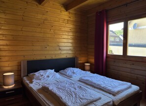 3 bedrooms, individually furnished