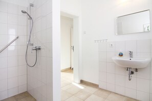 Bathtub - House, Boiensdorf (Boiensdorf)