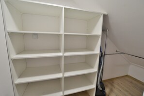 Căn hộ phong cách cổ điển, 2 phòng ngủ | Nội thất