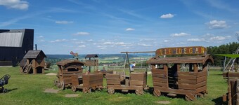 Charming Holiday Home With Natural Garden in Kaltennordheim-thuringia