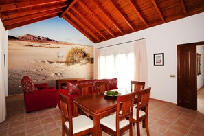 Maison Classique, 3 chambres | Salle de séjour