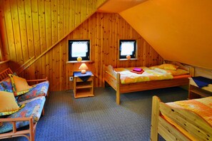 Comfort-Haus, 3 Schlafzimmer | 6 Schlafzimmer, individuell eingerichtet, Bettwäsche