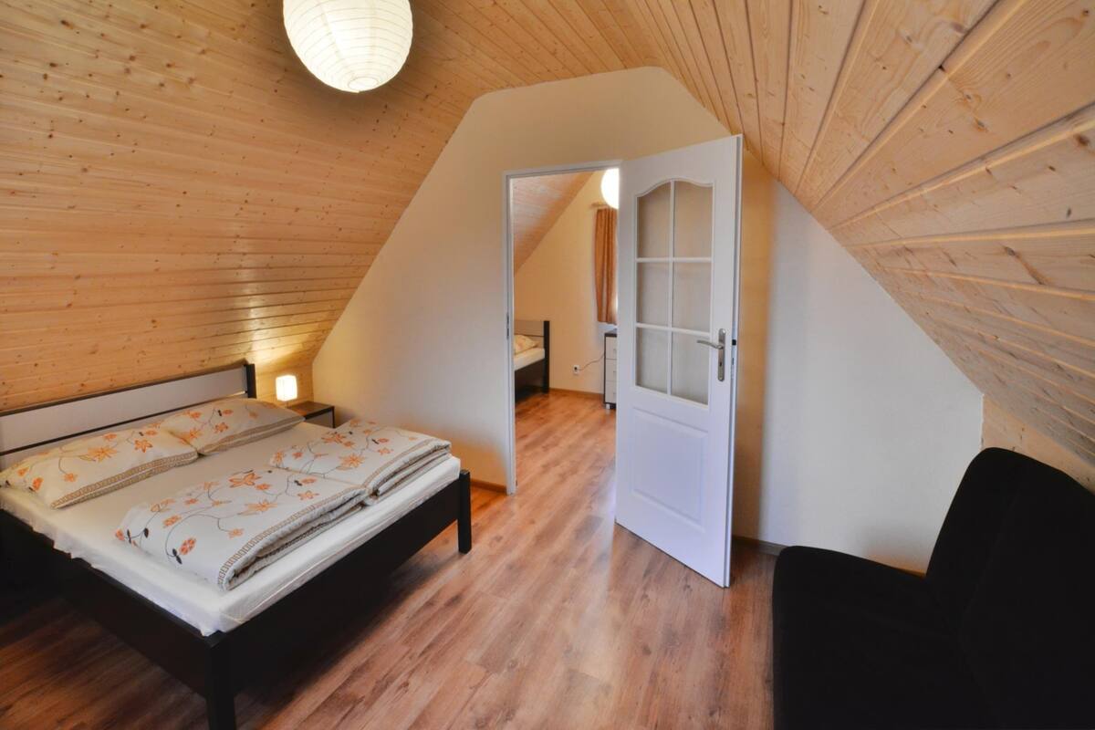 10 camere, con arredamento individuale, ferro/asse da stiro, lenzuola