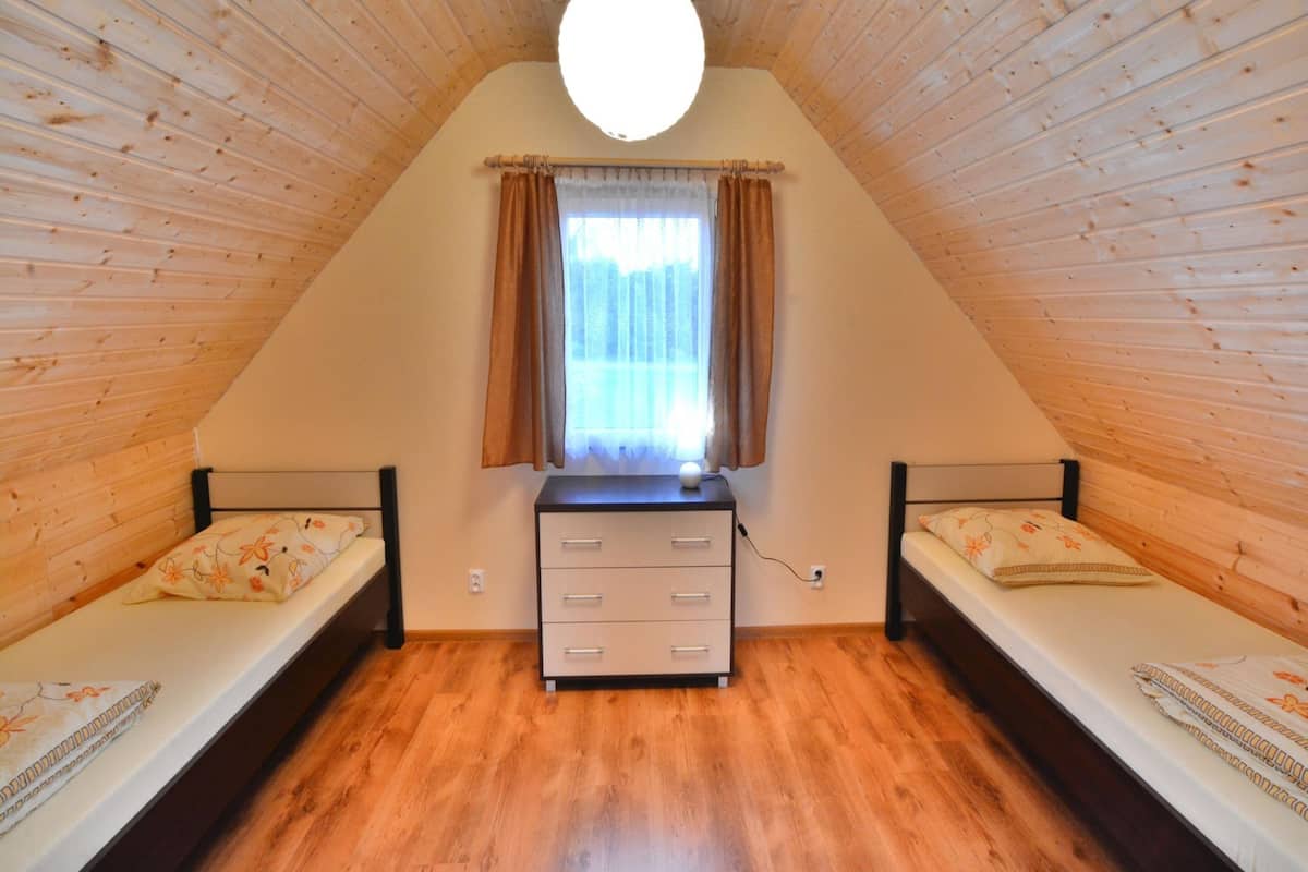 3 Schlafzimmer, individuell eingerichtet, Bügeleisen/Bügelbrett
